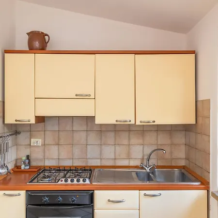 Holiday home Casa Leccino *